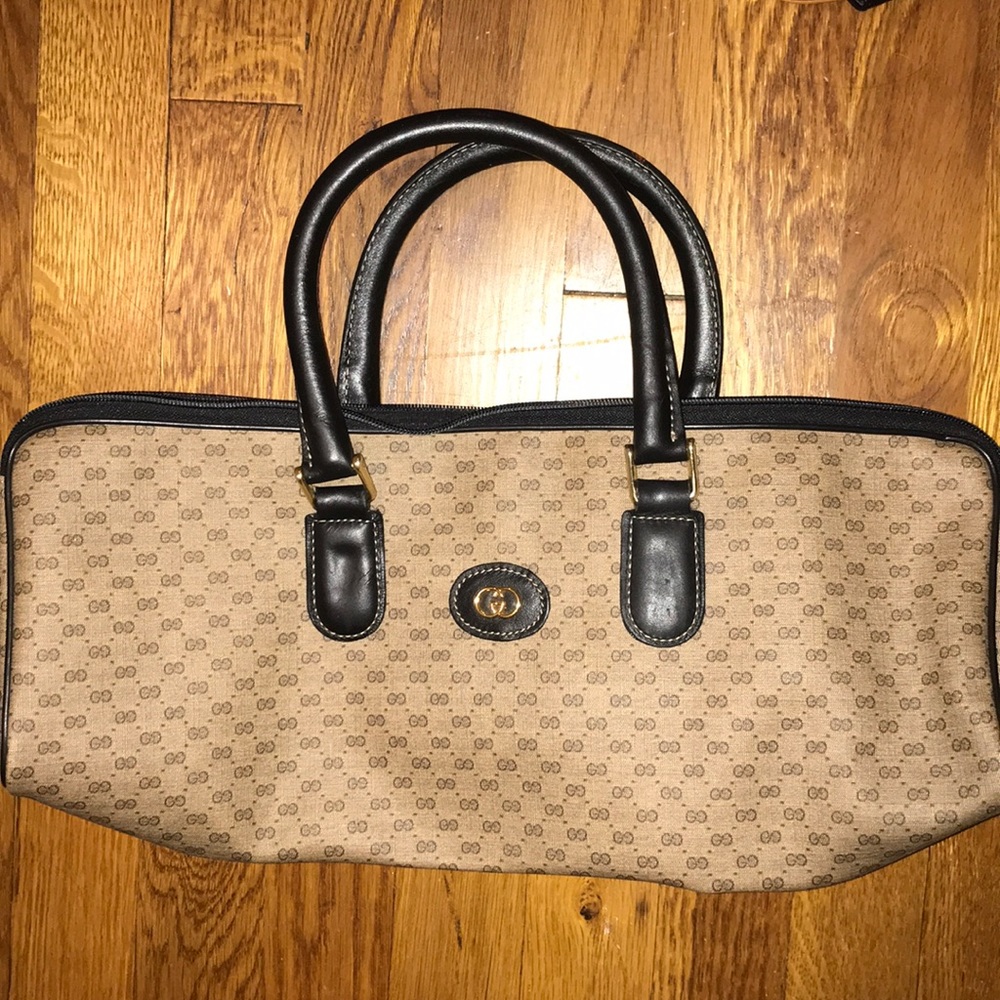 Vintage Gucci Clutch